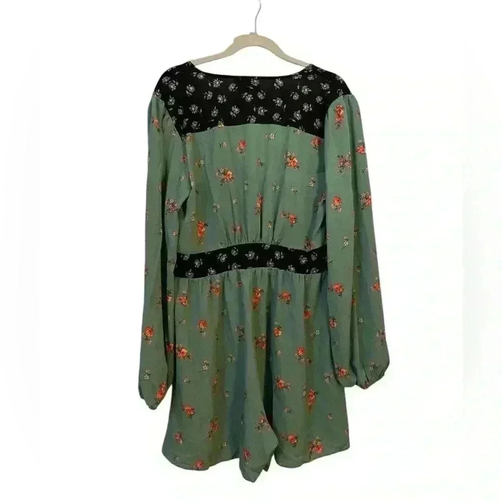 ASOS Tall Floral Romper - Picture 4 of 4